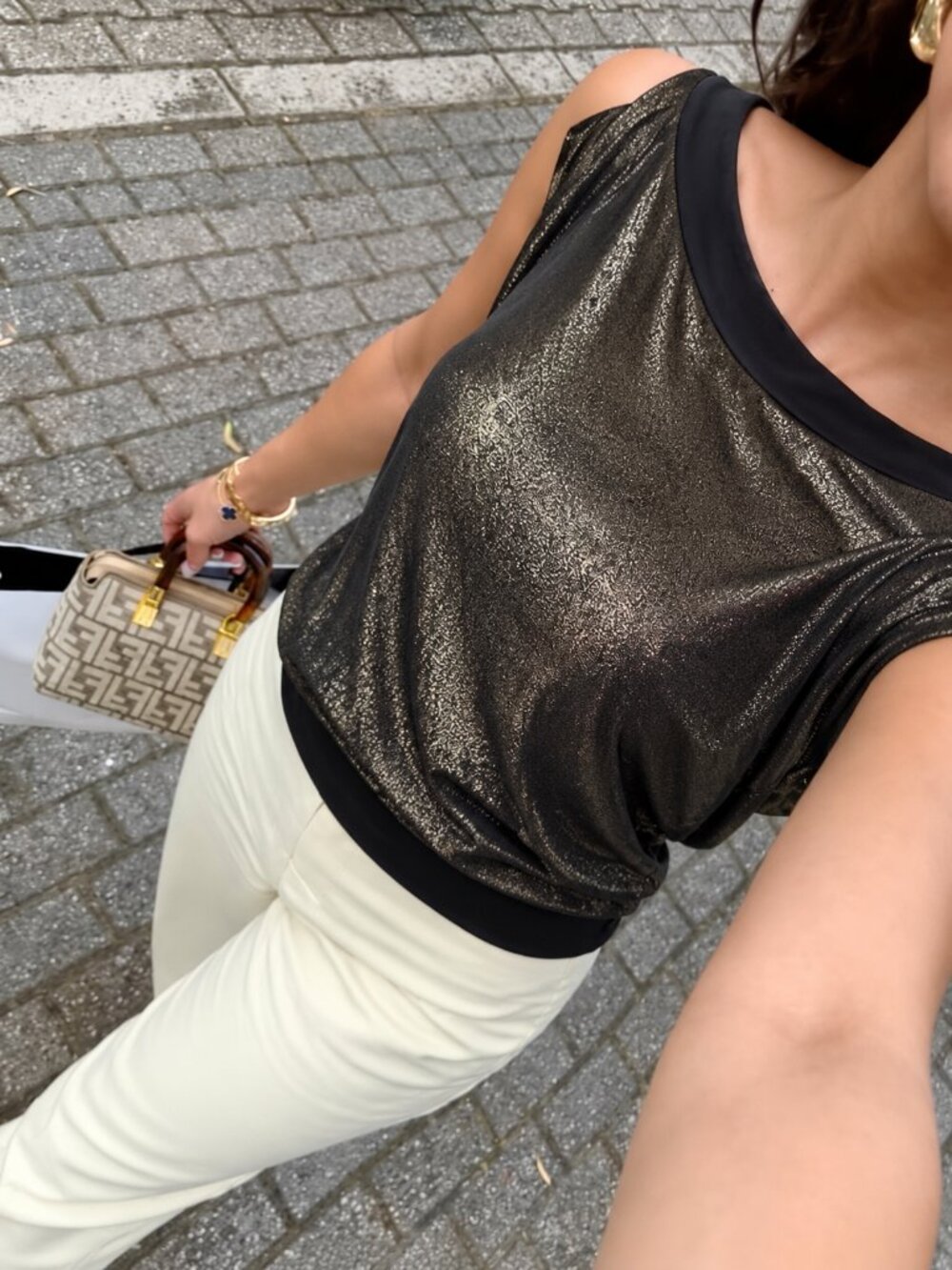Y2K Gold Glitter Top Size Medium Black (c1)
